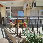 Apartmán сънсет бийч 3 *
