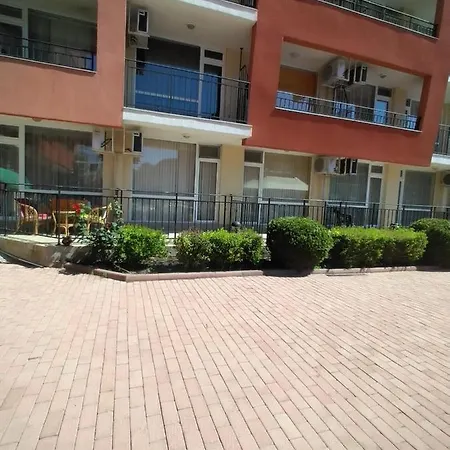 Апартамент сънсет бийч 3