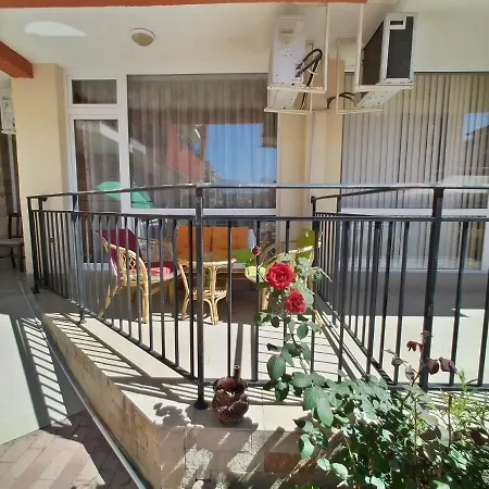 Apartamento сънсет бийч 3 *